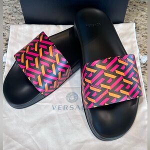 Versace Gomma Stampa Monogram Pool Slides Magenta Tangerine Men Sandals EU 44